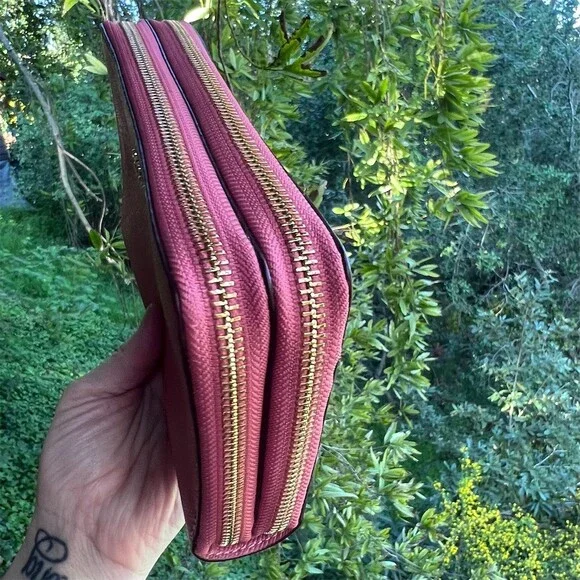 COACH Double Zip-Around Travel & Phone Wallet PINK Leather w Gold Hardware NWOT - Picture 10 of 13